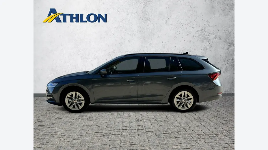 SKODA Octavia -