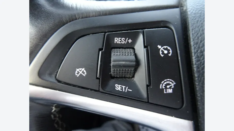 OPEL Mokka -