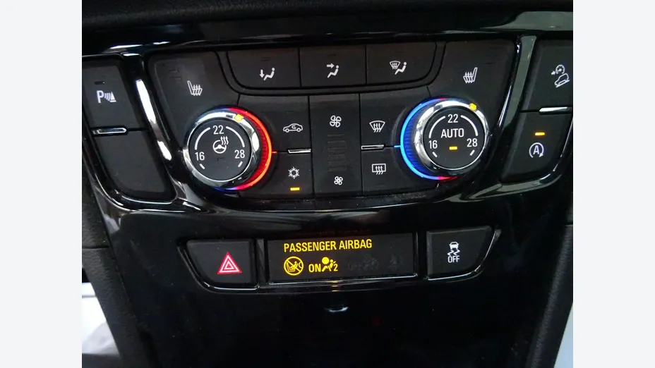 OPEL Mokka -