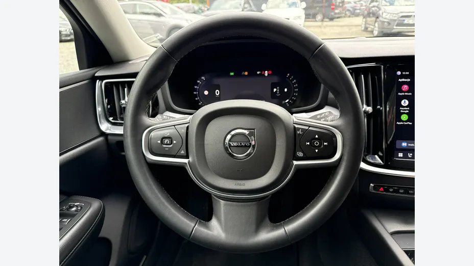 VOLVO V60 -
