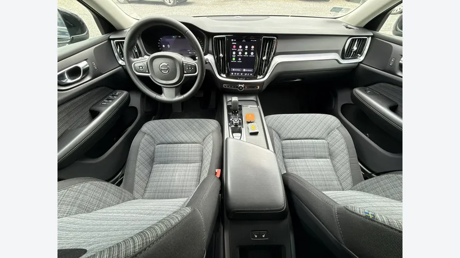 VOLVO V60 -