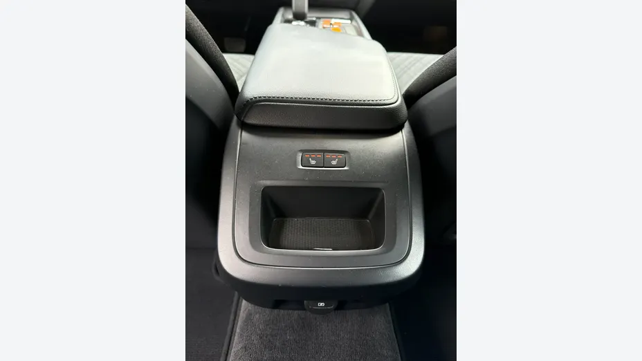 VOLVO V60 -