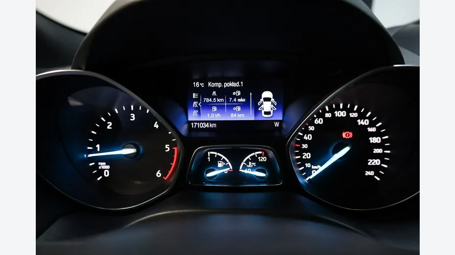 FORD Kuga -