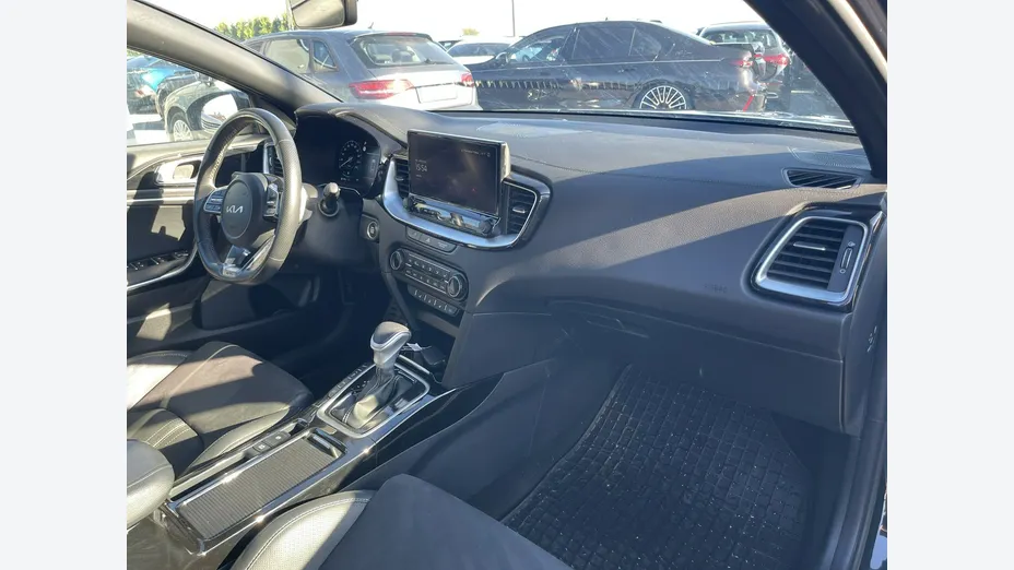 KIA ProCeed -