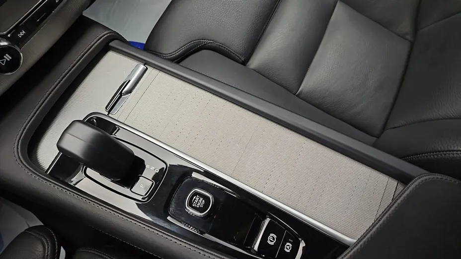 VOLVO XC90 -