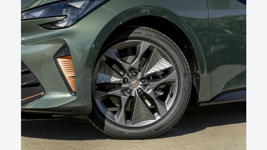CUPRA Born -