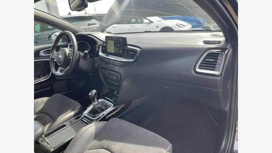 KIA ProCeed -