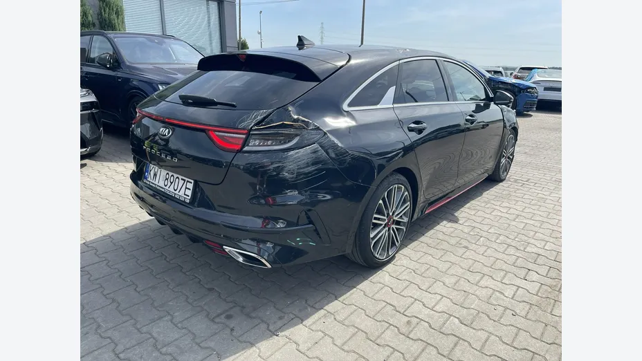 KIA ProCeed -
