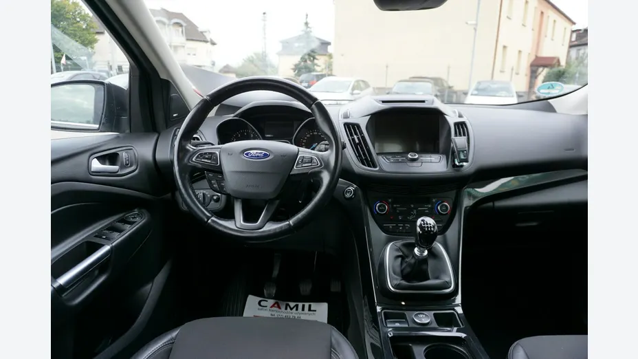 FORD Kuga -