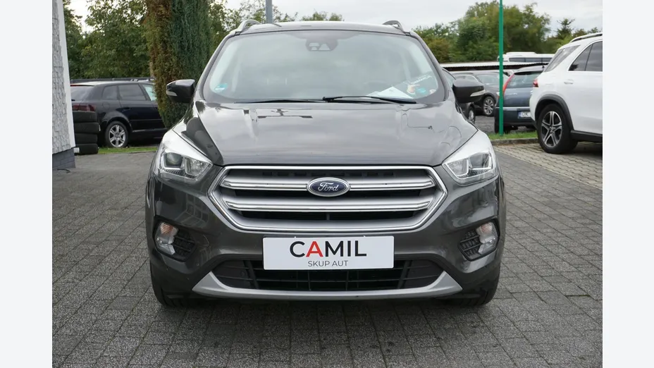FORD Kuga -