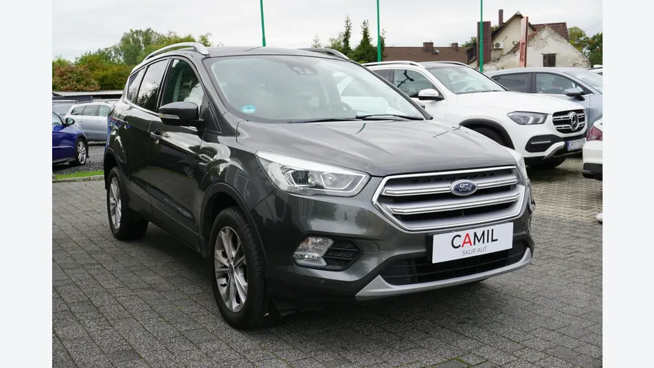 FORD Kuga -