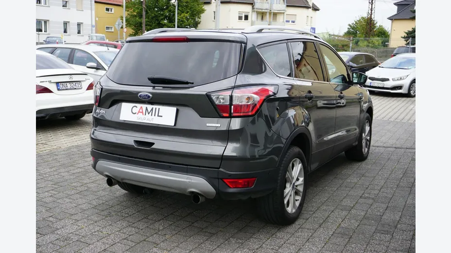 FORD Kuga -