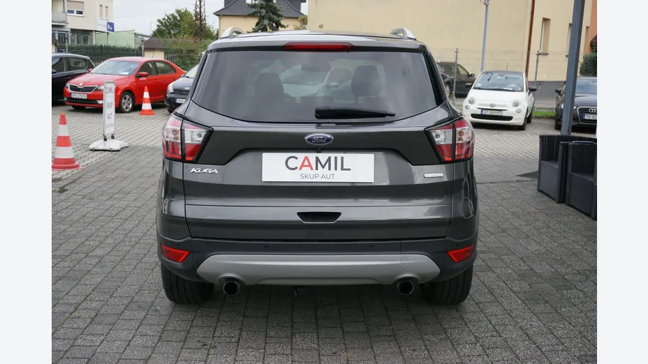 FORD Kuga -
