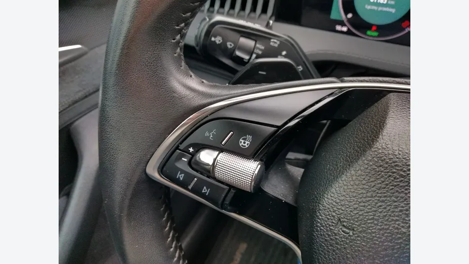 SKODA Superb -