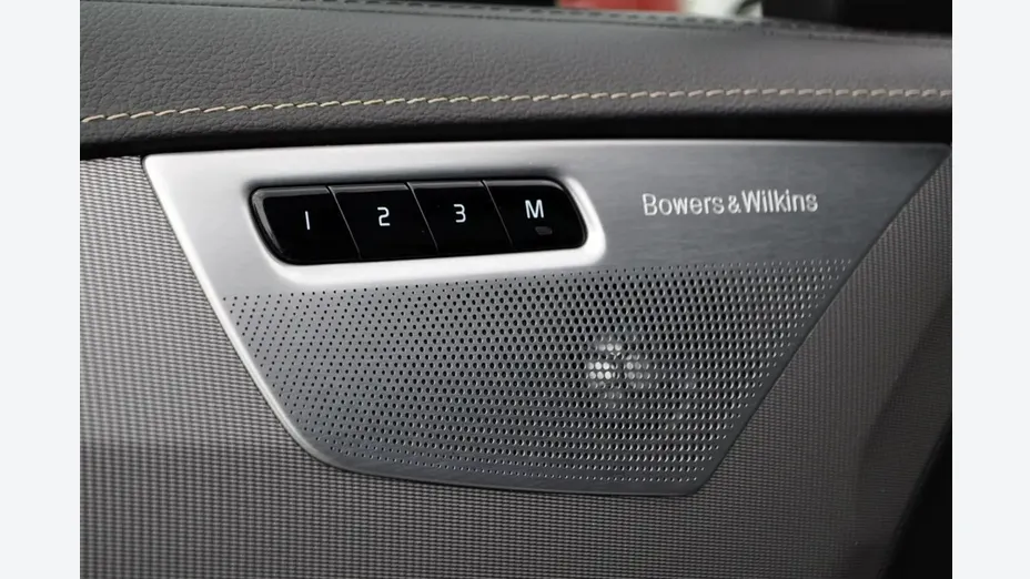 VOLVO XC90 -