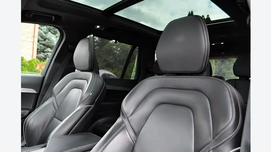 VOLVO XC90 -