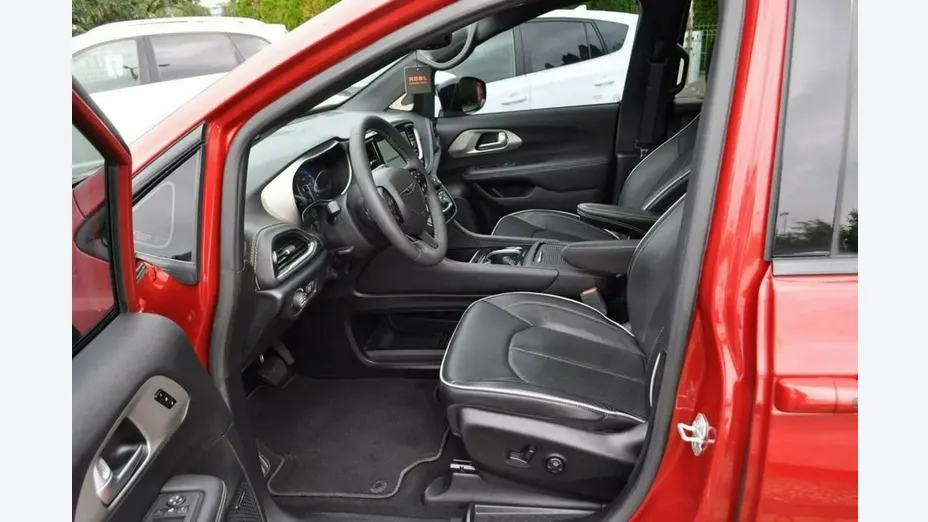 CHRYSLER Pacifica -