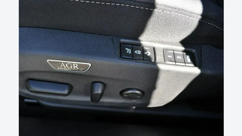 OPEL Insignia -