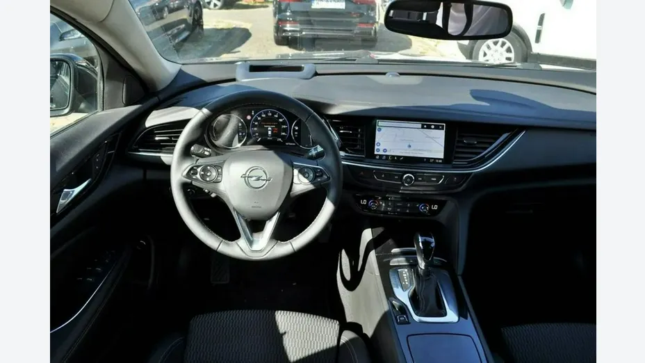 OPEL Insignia -