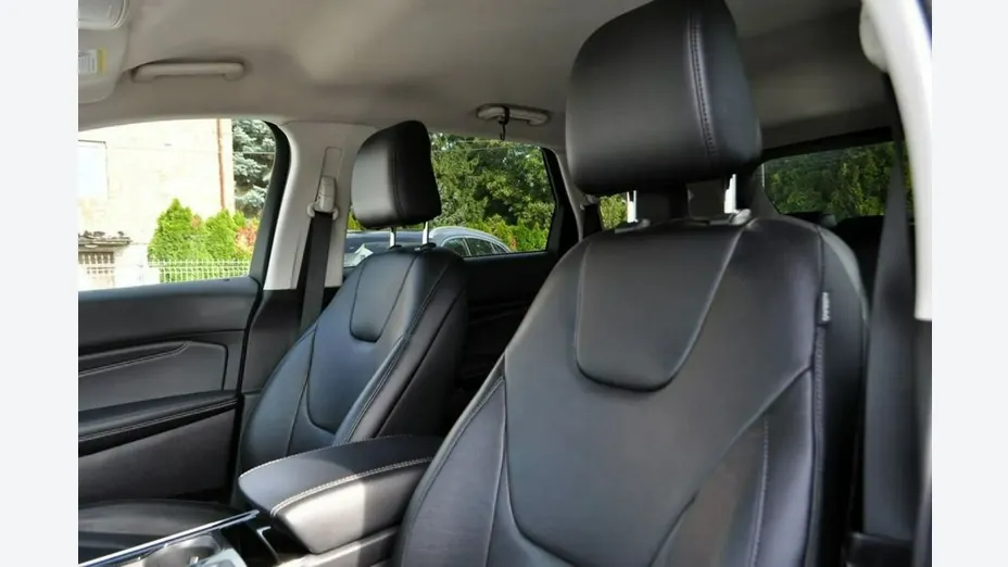 FORD Edge -