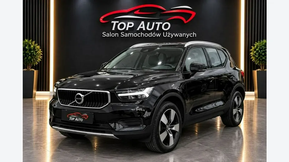 VOLVO XC40 -