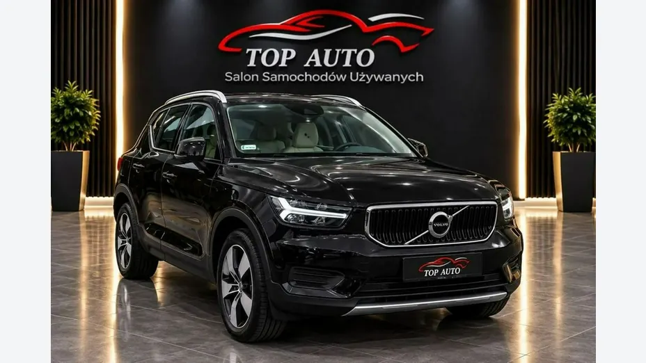VOLVO XC40 -