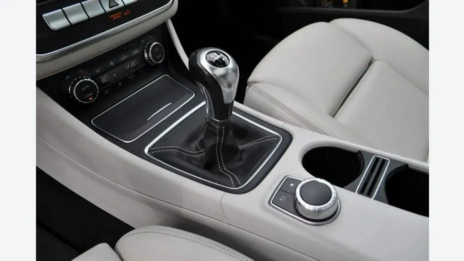 MERCEDES-BENZ A Klasa -