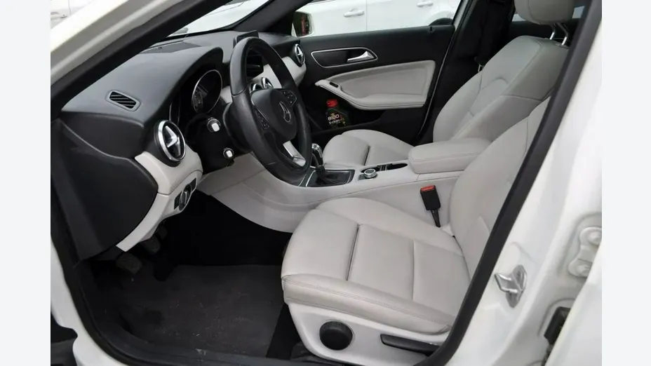 MERCEDES-BENZ A Klasa -