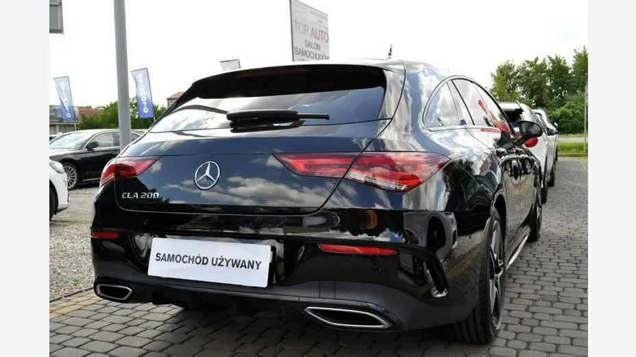 MERCEDES-BENZ CLA -