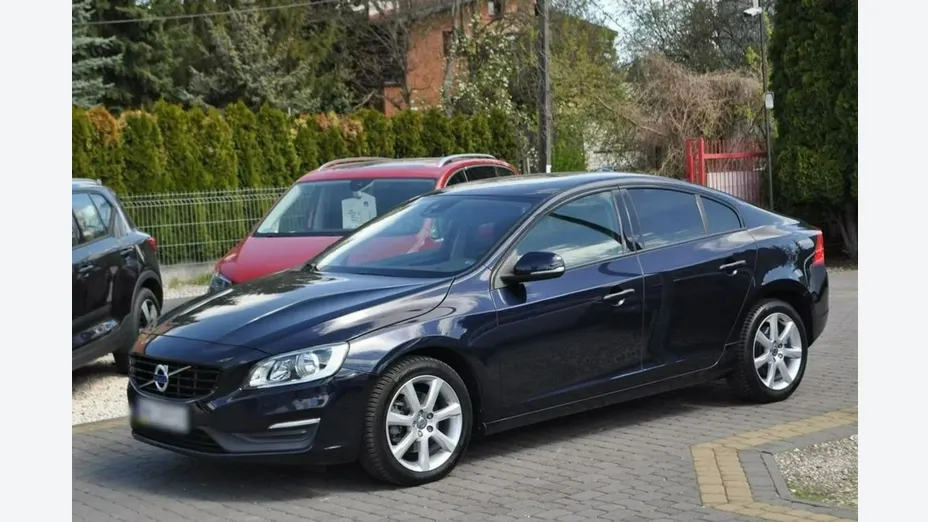 VOLVO S60 -