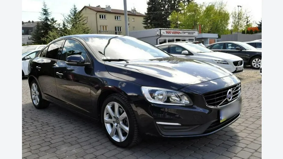 VOLVO S60 -