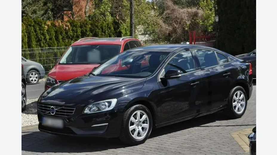 VOLVO S60 -