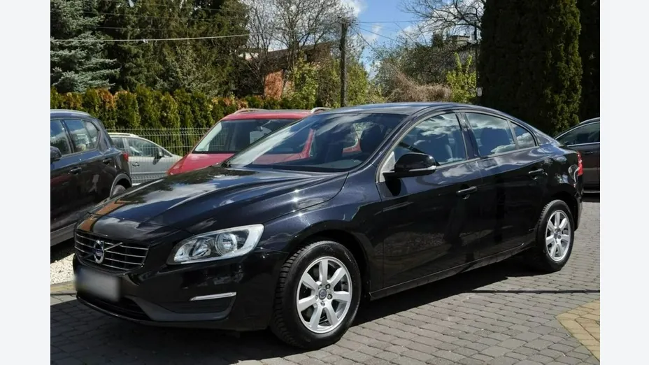 VOLVO S60 -