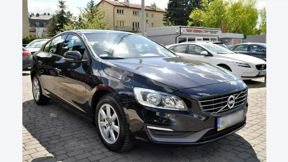 VOLVO S60 -