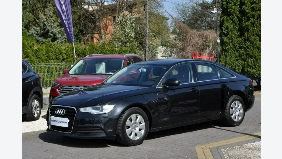 AUDI A6 -