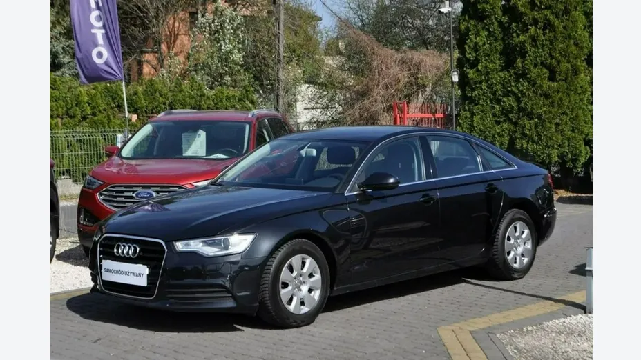 AUDI A6 -