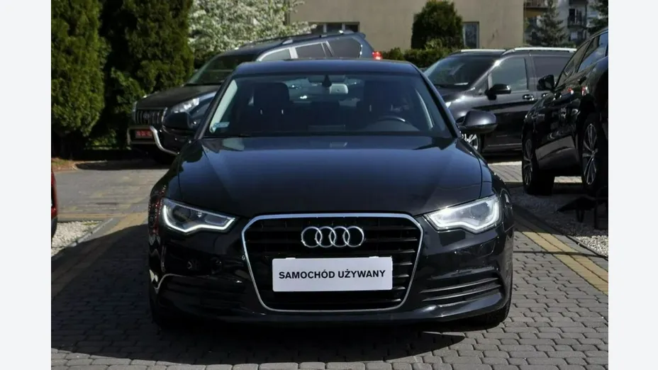 AUDI A6 -