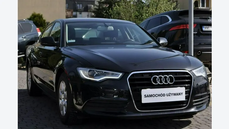 AUDI A6 -