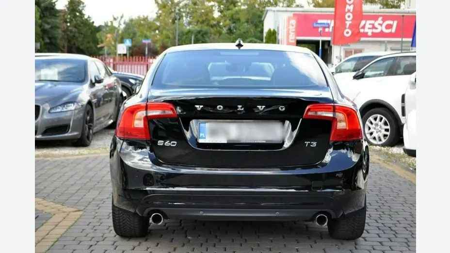 VOLVO S60 -