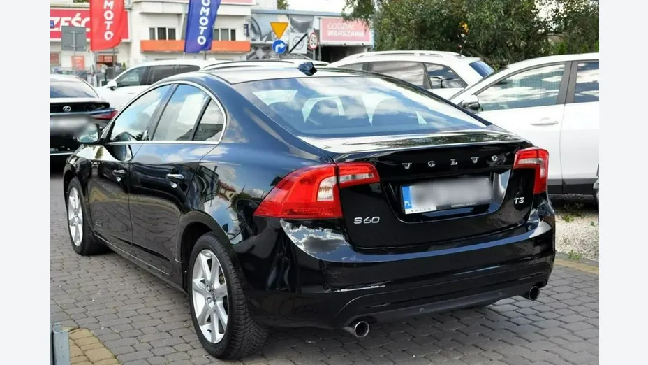 VOLVO S60 -