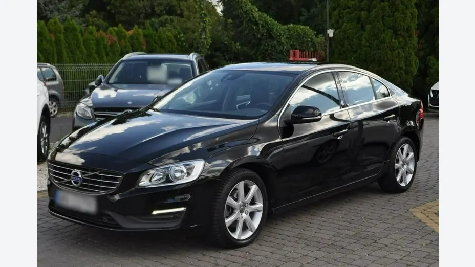 VOLVO S60 -
