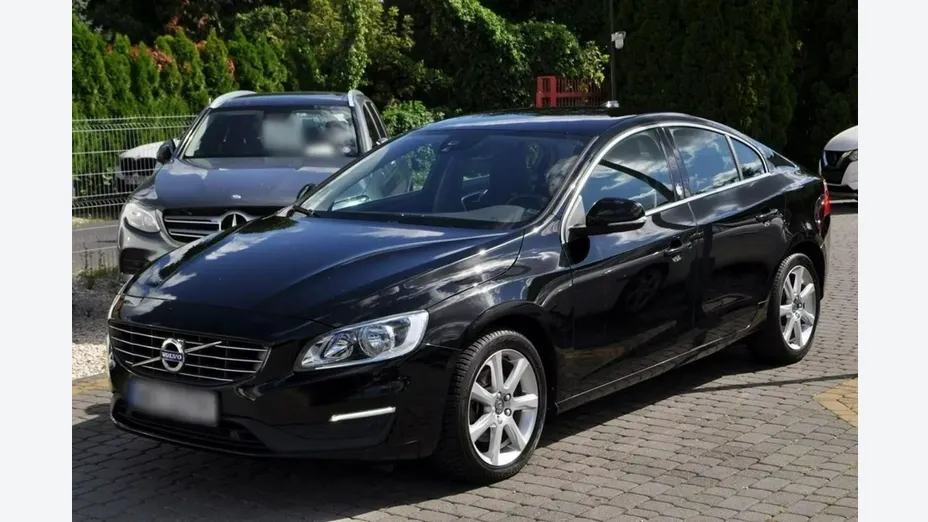 VOLVO S60 -
