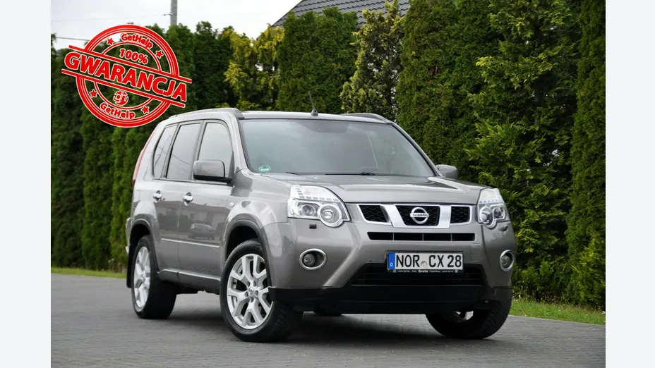 NISSAN X-Trail -