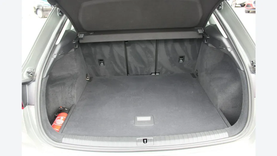 AUDI Q3 -