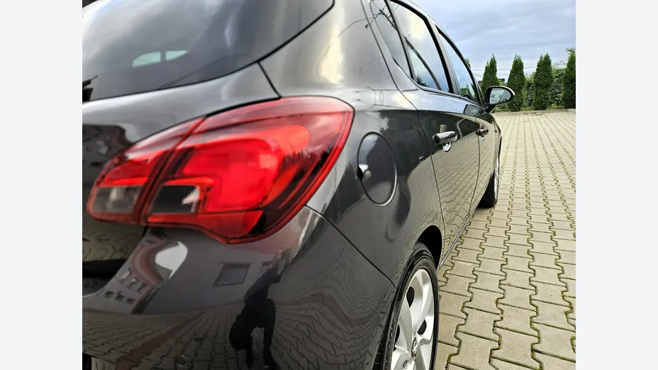 OPEL Corsa -