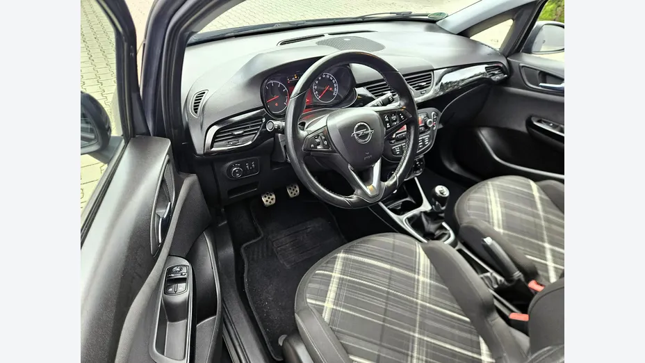 OPEL Corsa -