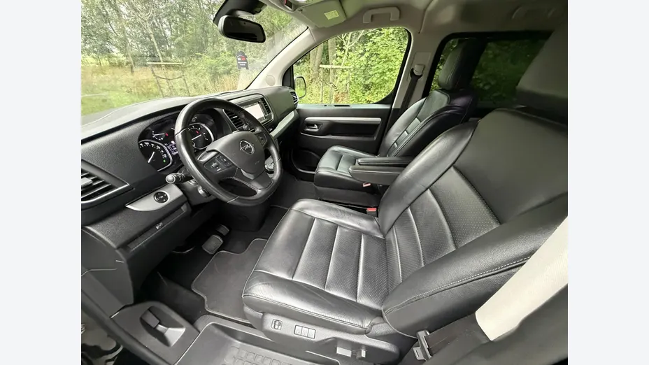 OPEL Zafira Life -
