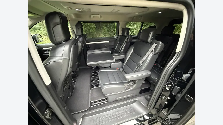 OPEL Zafira Life -