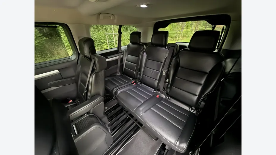OPEL Zafira Life -