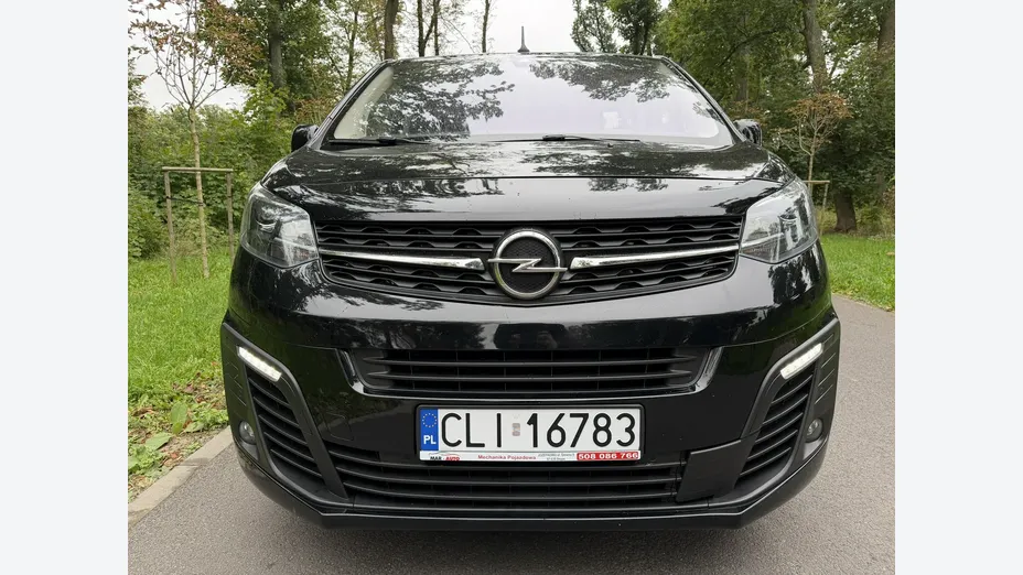 OPEL Zafira Life -